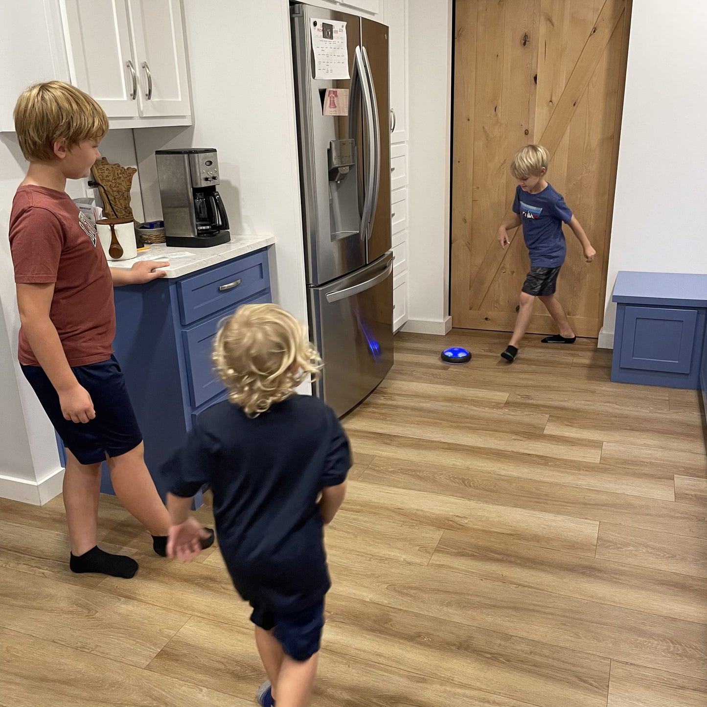 LED Hover Soccer Ball – SCREEN FREE KIDS™ All Day!