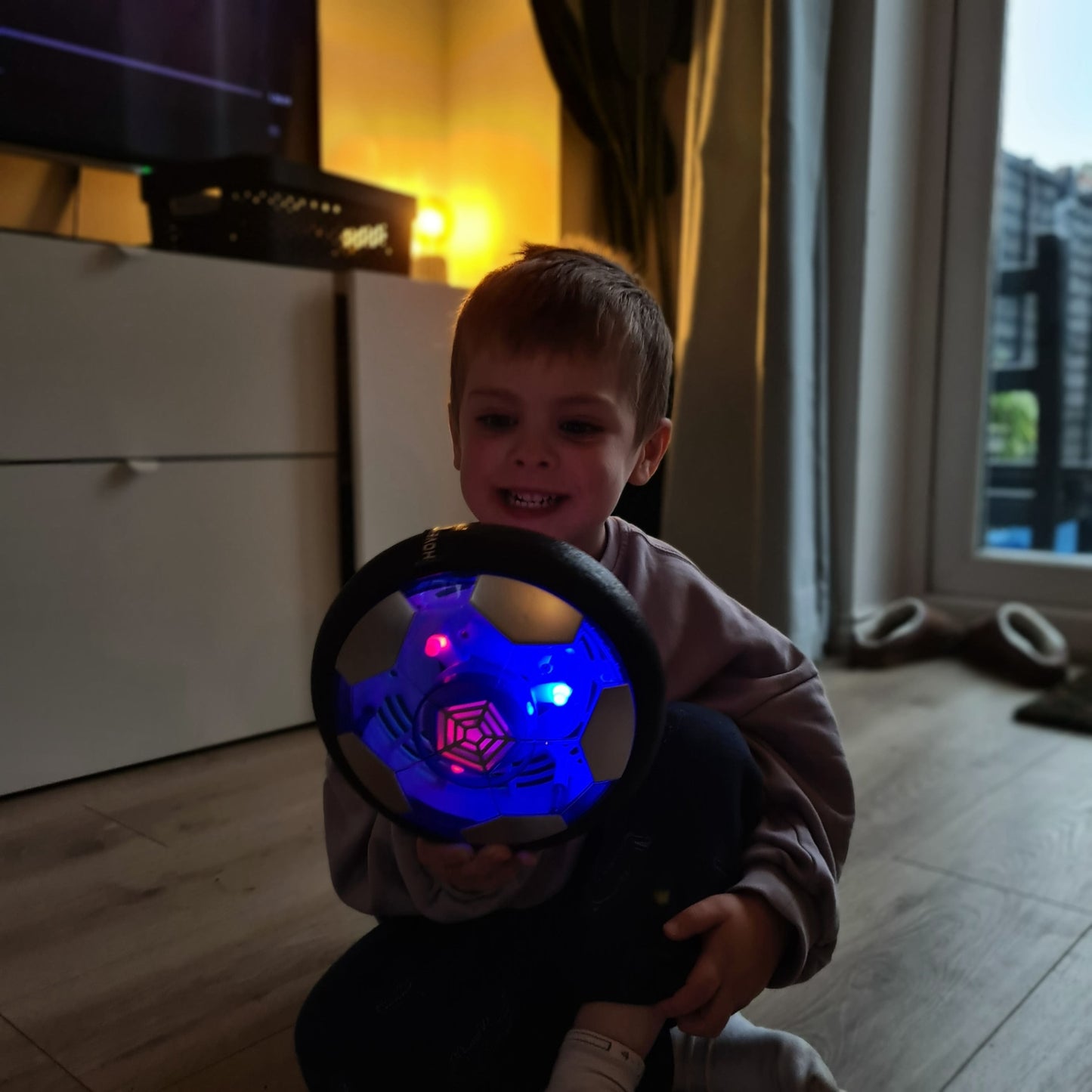 LED Hover Soccer Ball – SCREEN FREE KIDS™ All Day!